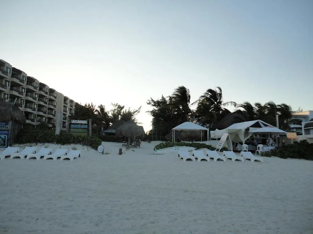 Acamaya Reef Cabanas Puerto Morelos 3*,